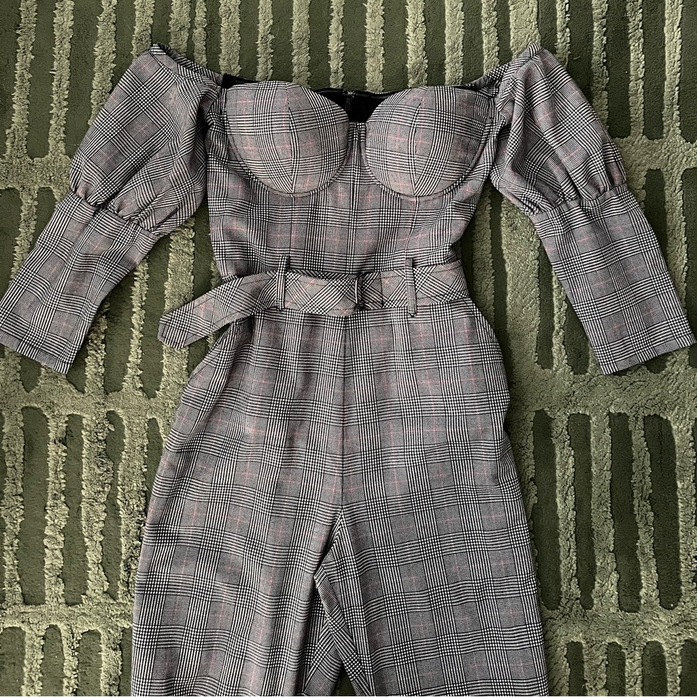 Guess Gray Plaid Off-Shoulder Jumpsuit with Belt